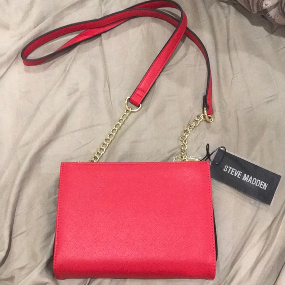 Steve Madden Bgreer Wallet on String - Picture 2 of 4